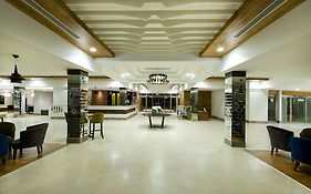 Grand Park Lara Hotel